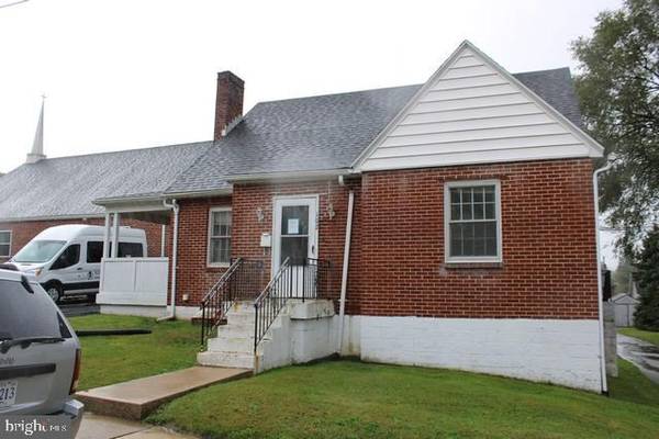 102 LINDEN AVE, Waynesboro, PA 17268