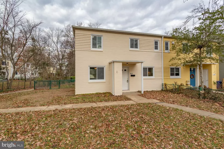 25-A RIDGE RD, Greenbelt, MD 20770