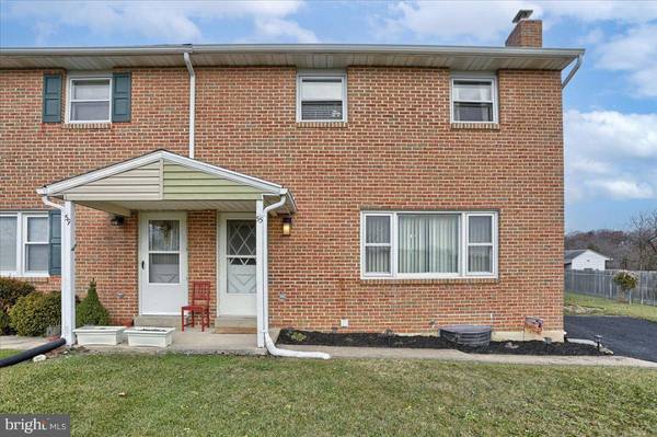 55 FAITH CIR, Carlisle, PA 17013