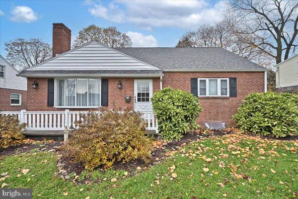 426 APPLETREE RD, Camp Hill, PA 17011