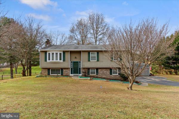 16 DICKINSON CT, New Freedom, PA 17349