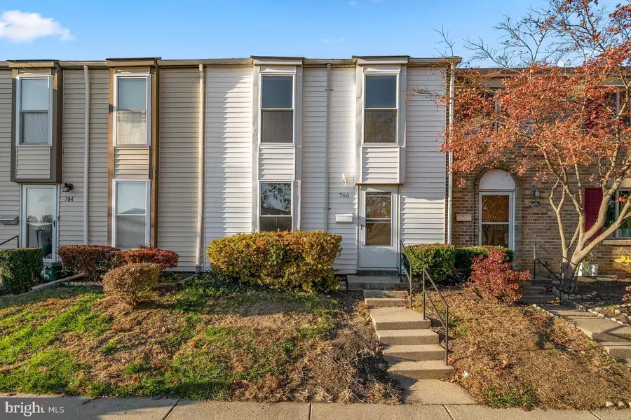 766 W SIDE DR #8-D, Gaithersburg, MD 20878