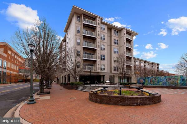 8045 NEWELL ST #213, Silver Spring, MD 20910