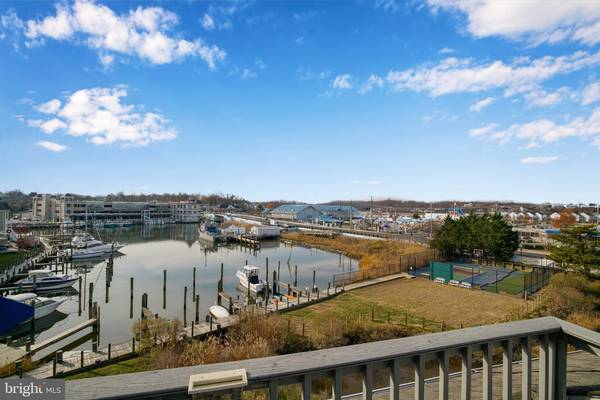 8086 WINDWARD KEY DR, Chesapeake Beach, MD 20732