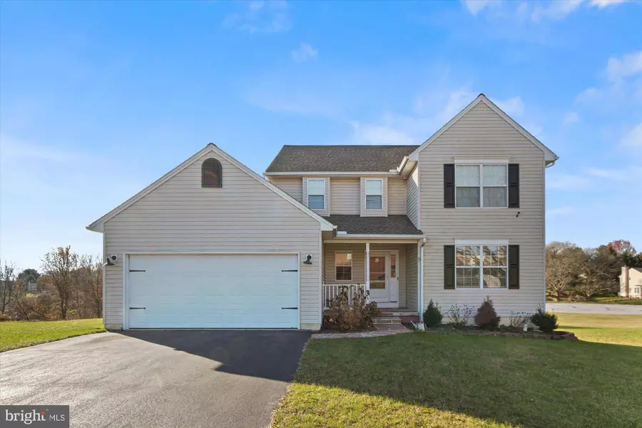 15 NORTHBROOK LN, Shrewsbury, PA 17361