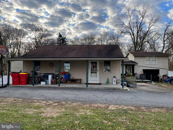 41 HAYS GROVE RD, Newville, PA 17241