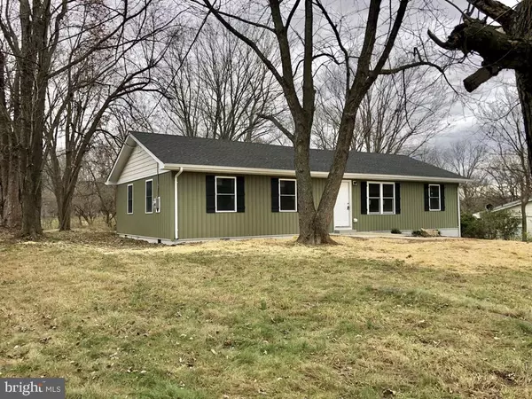 Shepherdstown, WV 25443,39 SANDPIPER LN