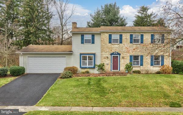 5242 DEERFIELD AVE, Mechanicsburg, PA 17050