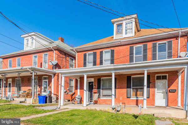 Shippensburg, PA 17257,21 N QUEEN ST