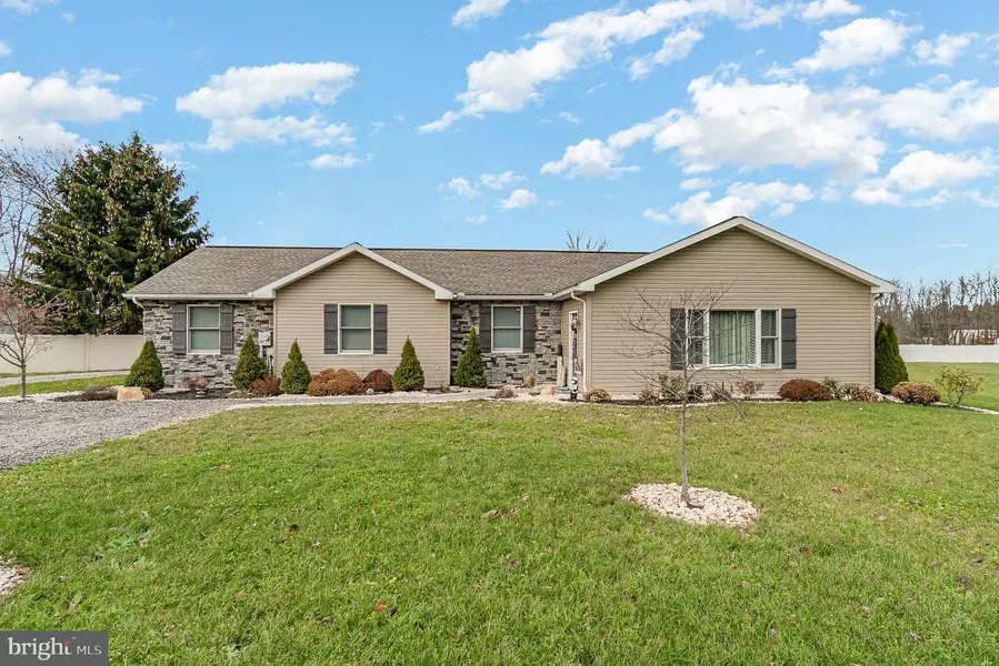 34 SOUTHSIDE DR, Newville, PA 17241