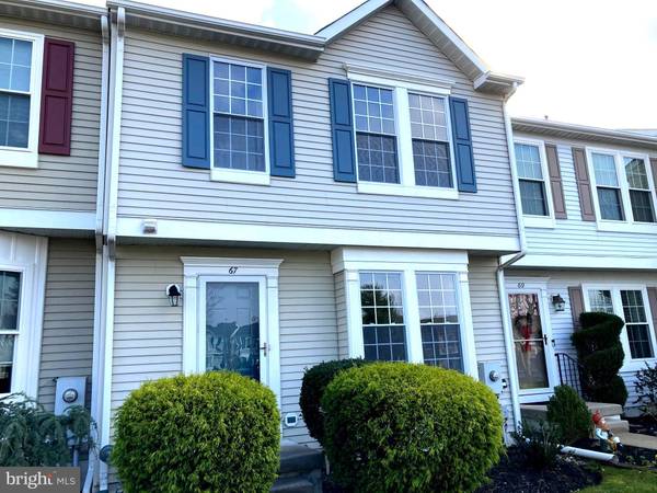 67 PEBBLE LN, Blackwood, NJ 08012