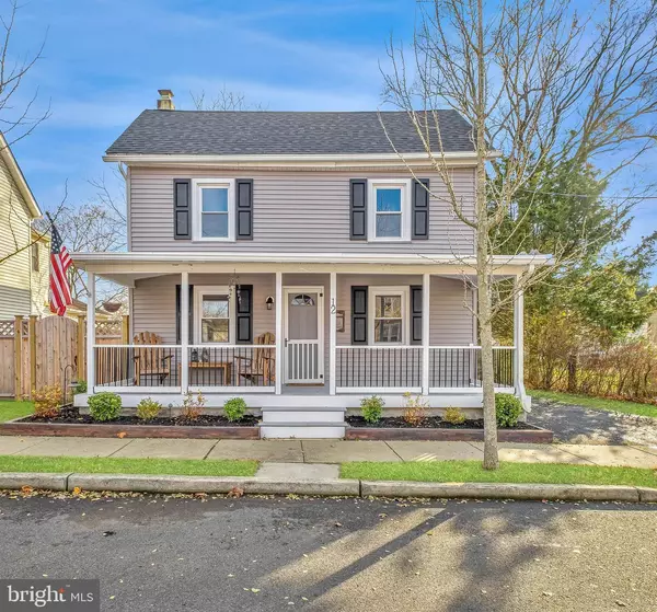 12 TRIMBLE ST, Medford, NJ 08055