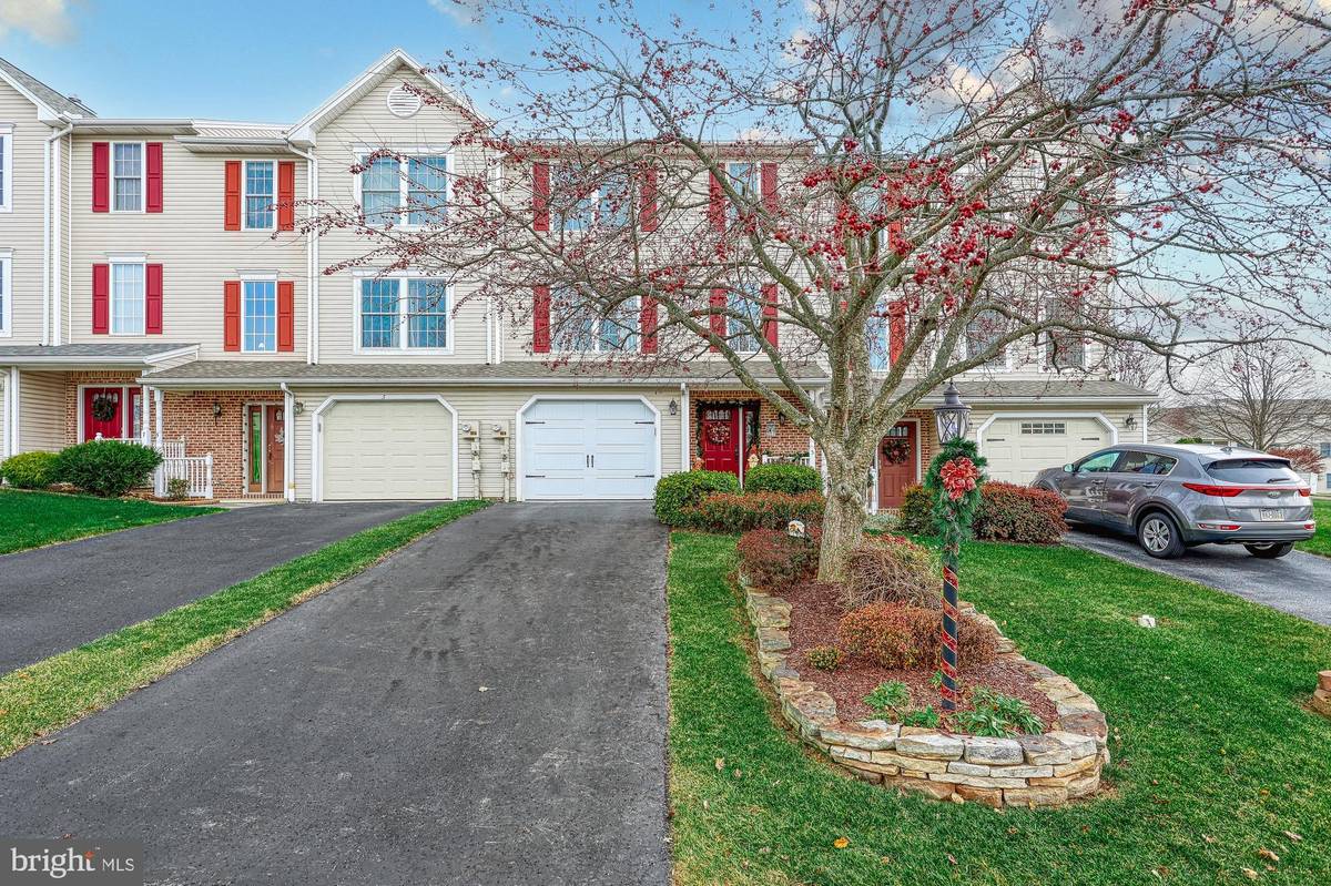 Mechanicsburg, PA 17055,3 KEEFER WAY