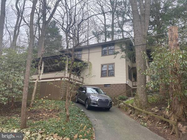 420 YALE AVE, Mt Gretna, PA 17064