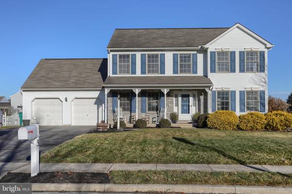 3 MANOR CIR, Palmyra, PA 17078