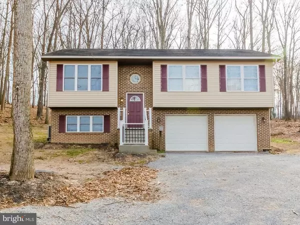 2345 FULTON RD, Hedgesville, WV 25427