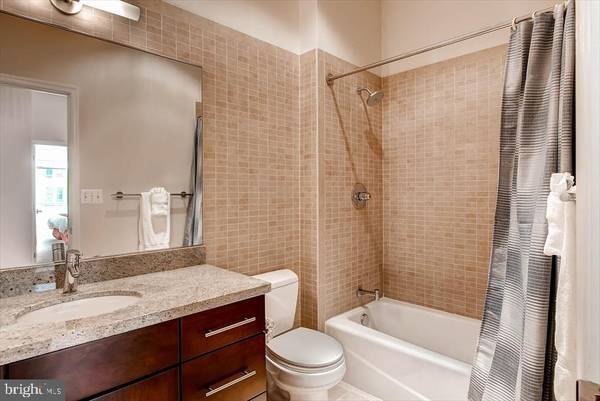 Washington, DC 20037,2221 I ST NW #(1 BEDROOM OPTION)