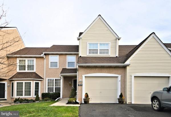 305 COUNTRY CLUB DR, Lansdale, PA 19446