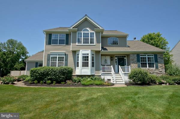 4 CHESTNUT DR, Robbinsville, NJ 08691