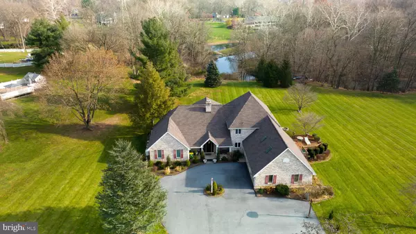 Lancaster, PA 17602,6 WATERFRONT ESTATES DR