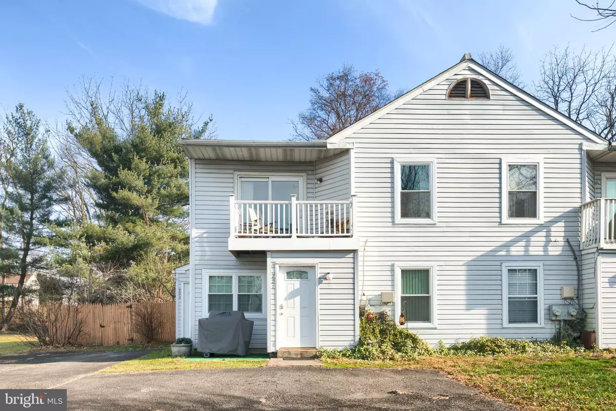 Langhorne, PA 19047,721 TIMBER LN