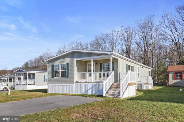 New Bloomfield, PA 17068,38 MEADOWVIEW DR