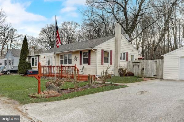 15 WILLIAMS DR, Pennsville, NJ 08070