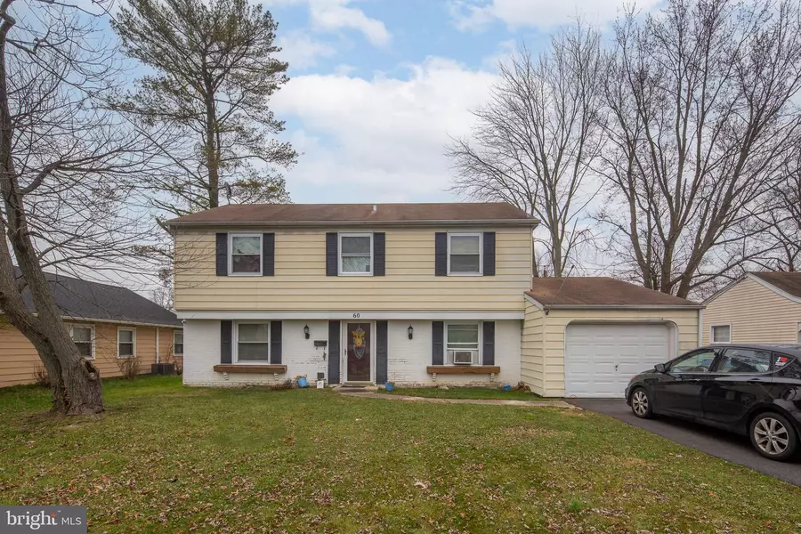 60 MIDVALE LN, Willingboro, NJ 08046