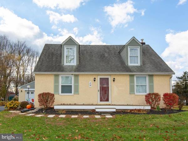 29 W ORCHARD LN, Audubon, PA 19403