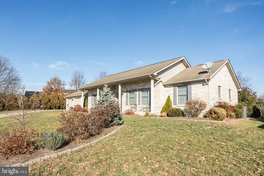 303 CRAIG DR, Stephens City, VA 22655