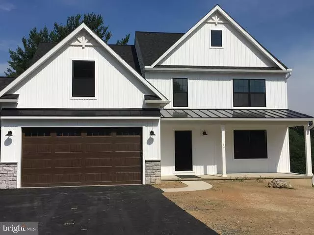 632 PIER DR #LOT 10, Lancaster, PA 17603