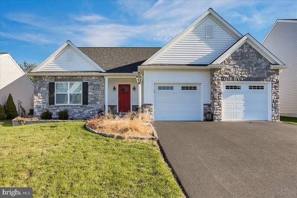 681 HAMAKER RD, Manheim, PA 17545