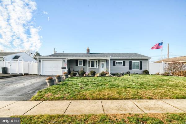 11 PEACHTREE LN, Levittown, PA 19054