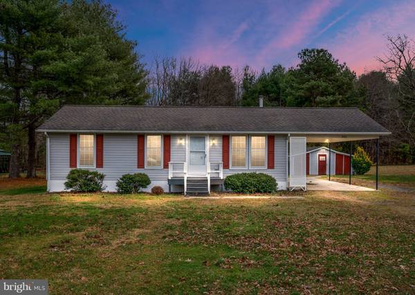 360 BRODFIELD RD, Colonial Beach, VA 22443