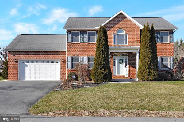 345 MARTINA DR, Chambersburg, PA 17201