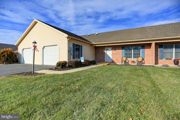 3465 GLEN EAGLES DR, Chambersburg, PA 17202