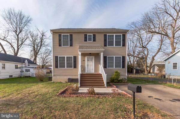 826 5TH AVE, Croydon, PA 19021