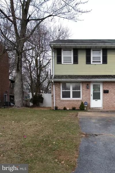 667 N LIME ST, Elizabethtown, PA 17022