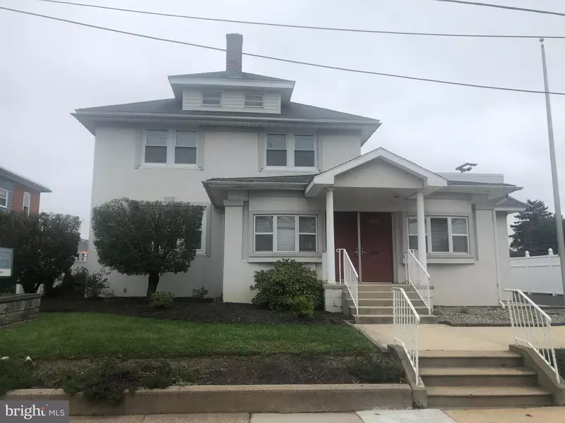 612 MAIN ST, Red Hill, PA 18076