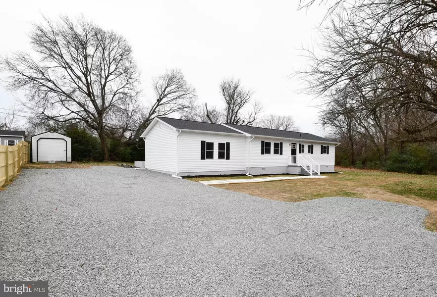 320 DEACON RD, Fredericksburg, VA 22405