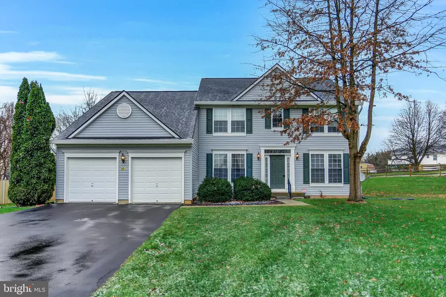 3 CANOE CT, Taneytown, MD 21787