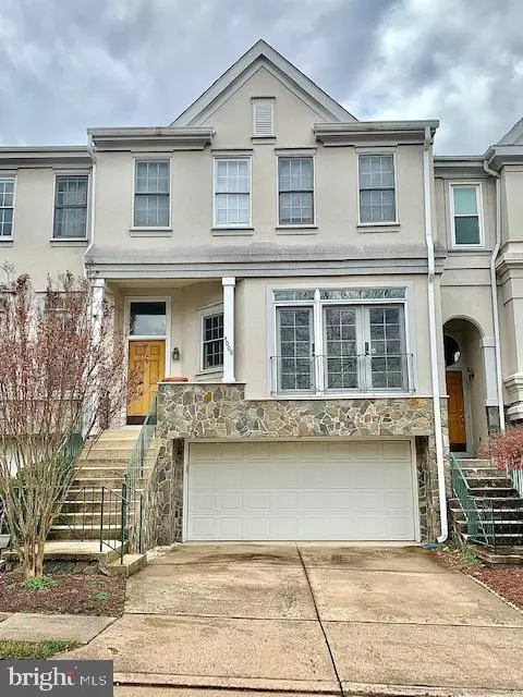 Fairfax, VA 22033,4008 DOGBERRY LN