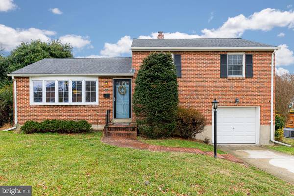 211 ROLLINGFIELD RD, Catonsville, MD 21228