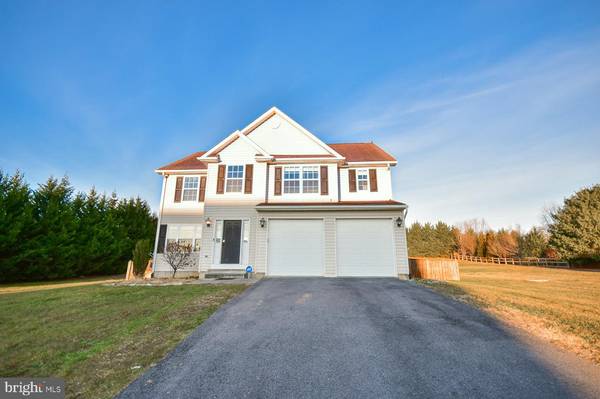 523 CRUSHED APPLE DR, Martinsburg, WV 25403