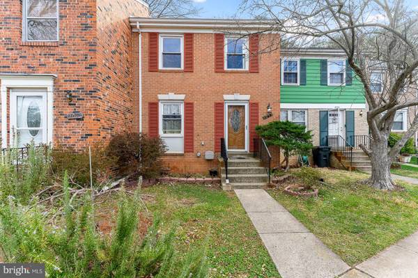 2053 MAYFLOWER DR, Woodbridge, VA 22192