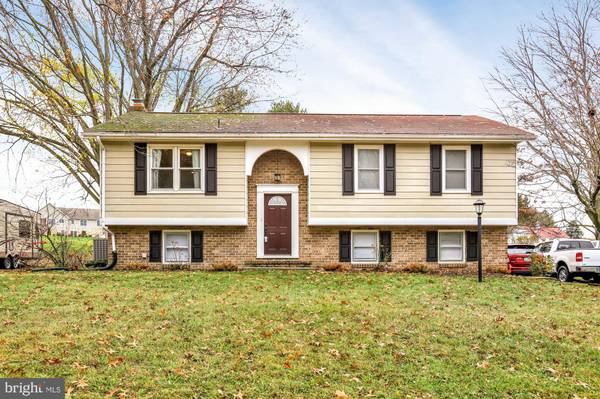 4003 ANTHONY HWY, Fayetteville, PA 17222