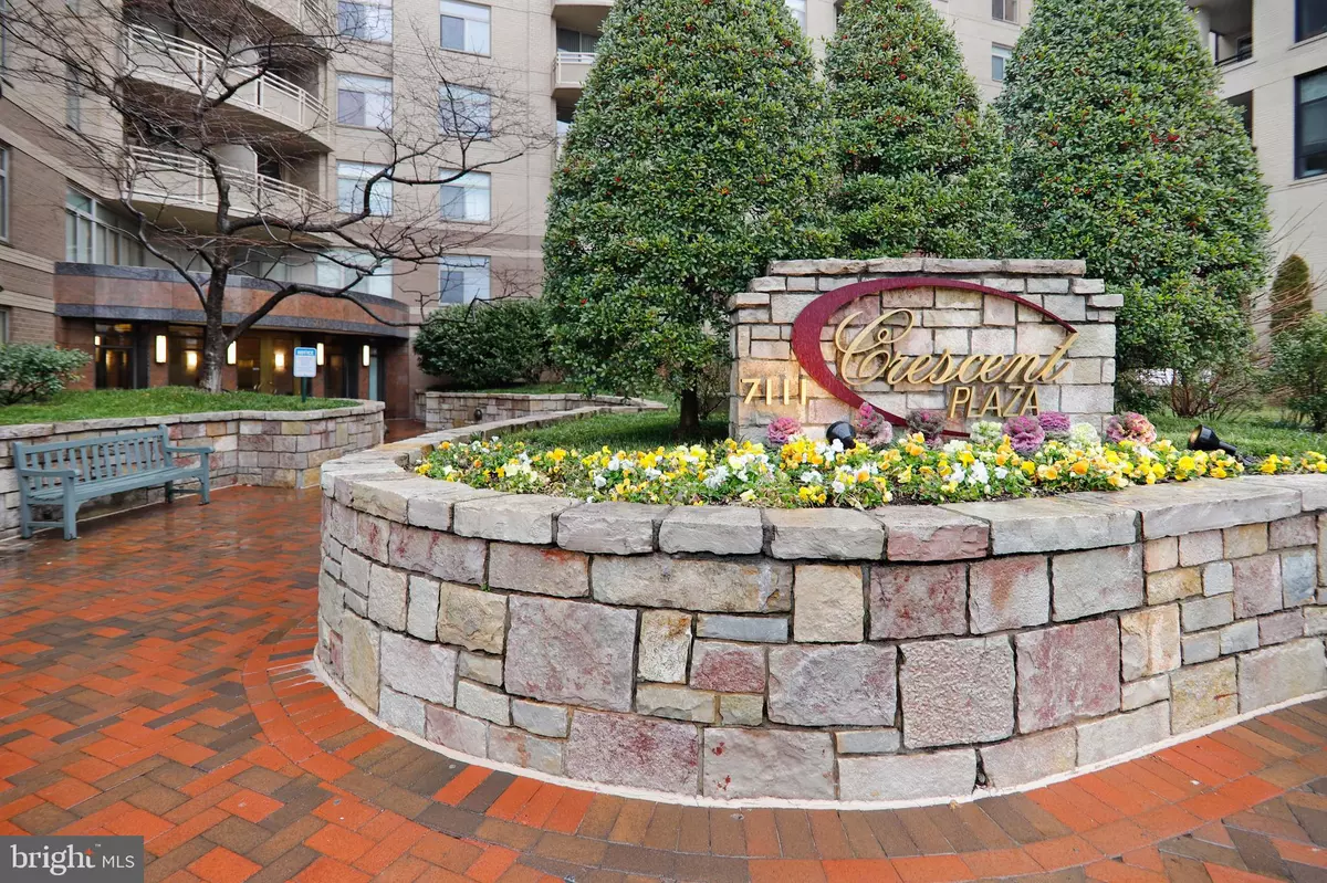 Bethesda, MD 20815,7111 WOODMONT AVE #111