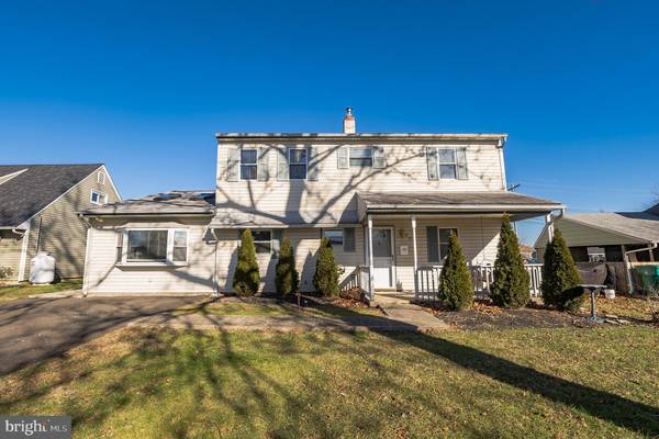 62 ASTER LN, Levittown, PA 19055