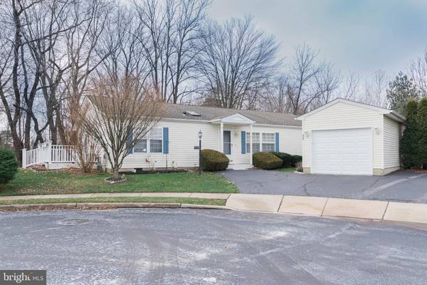 312 FARM LN, North Wales, PA 19454