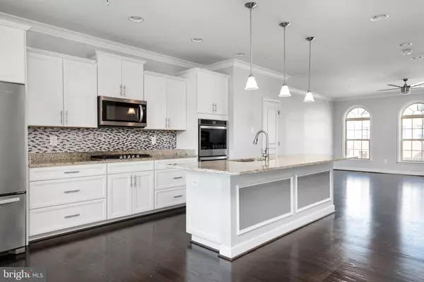 Arnold, MD 21012,121 ADMIRALS RIDGE DR